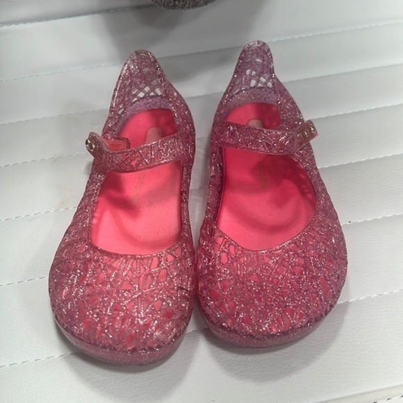 Girls size 11 shoes - Picture 1 of 4